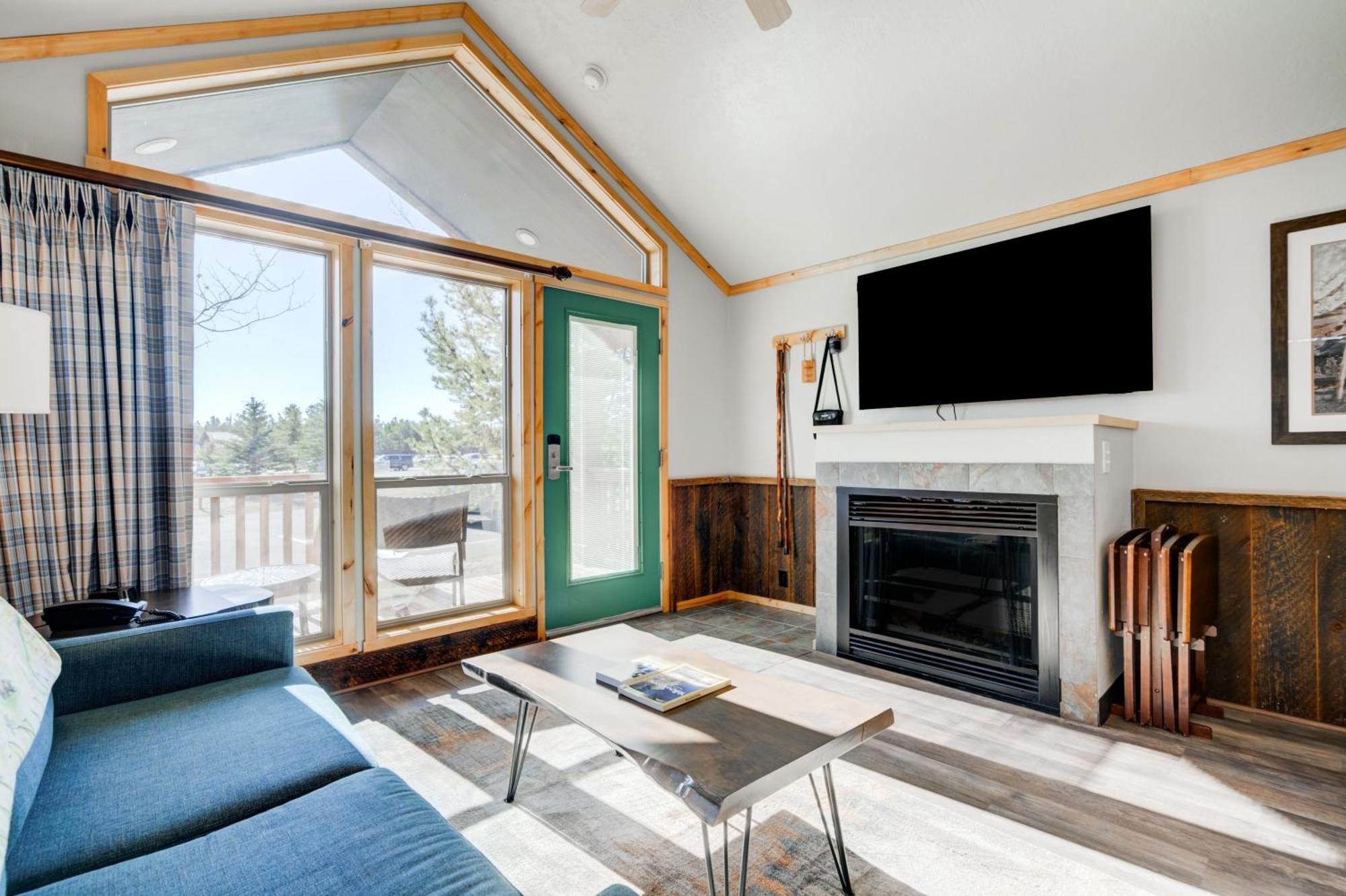 Explorer Cabins At Yellowstone West Yellowstone Exterior foto