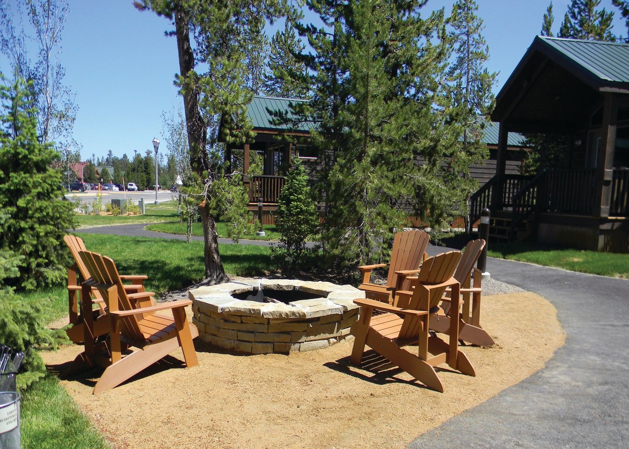 Explorer Cabins At Yellowstone West Yellowstone Exterior foto